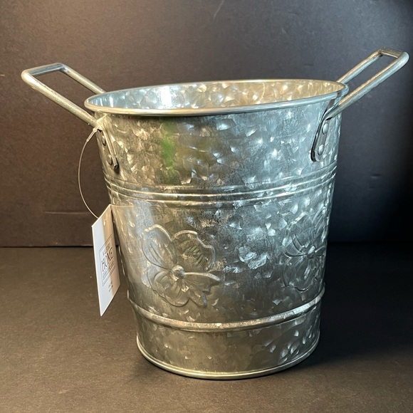 WH Walford Home Décor - Galvanized Metal Flower Pot Planters with Handles T56 - Picture 6 of 12